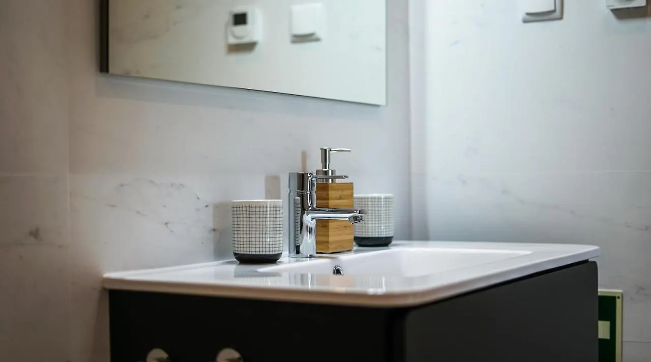 Stylish Apartment Near Beaches & City Center 拉哥斯 0*,  葡萄牙