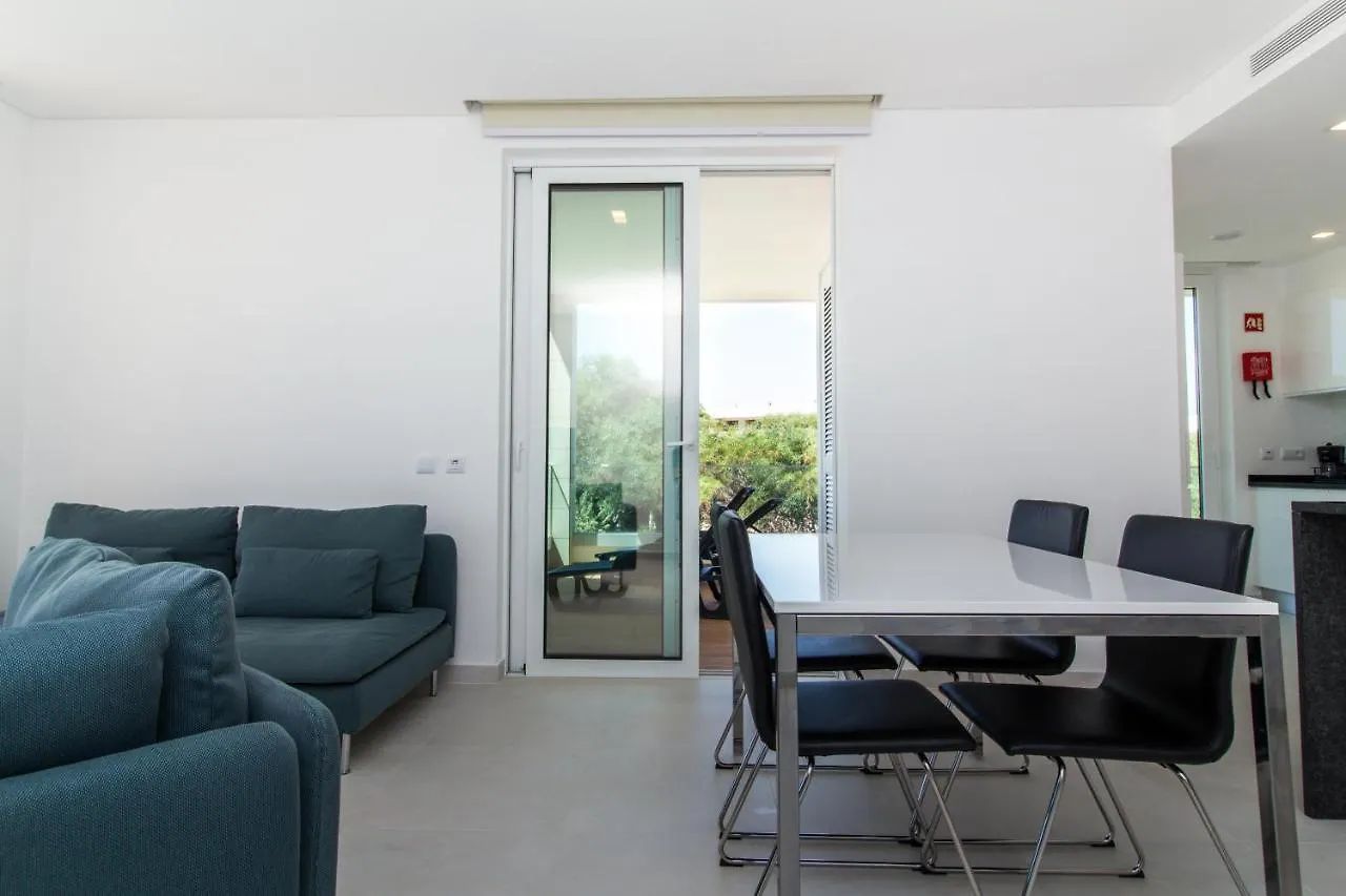 Stylish Apartment Near Beaches & City Center 拉哥斯