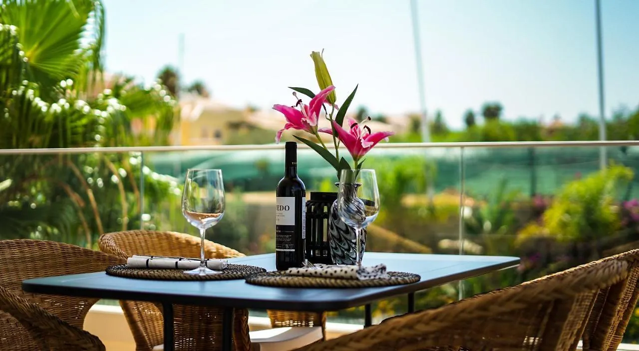 Stylish Apartment Near Beaches & City Center Lagos Portugal