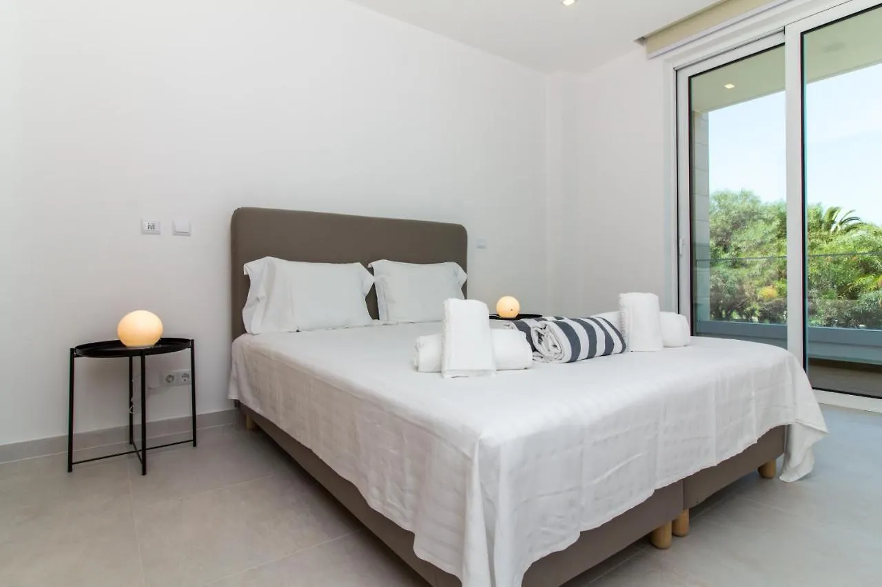 Stylish Apartment Near Beaches & City Center Lagos Portugal