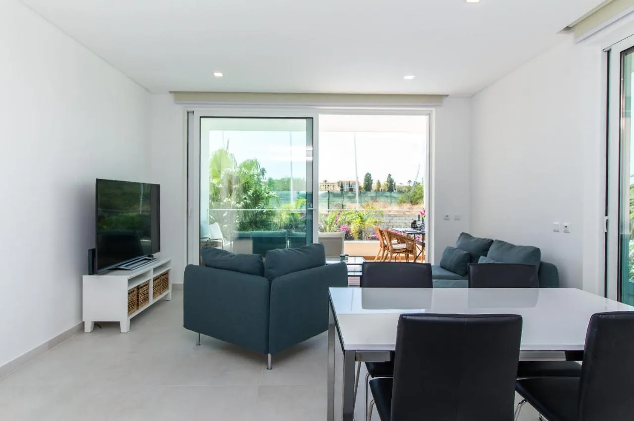 Stylish Apartment Near Beaches & City Center Lagos